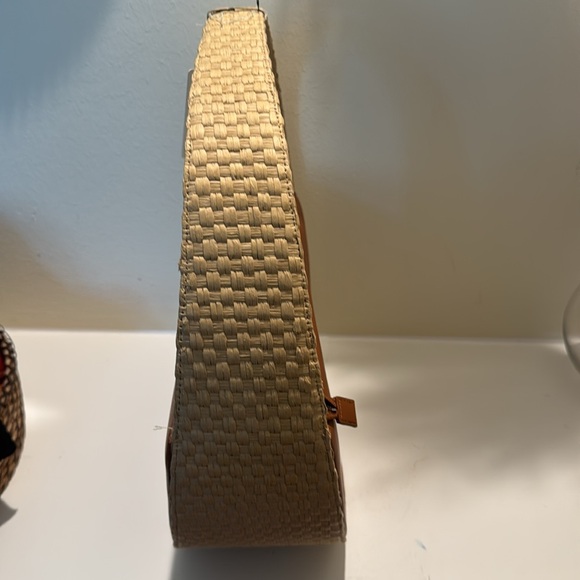 MAM Raffia Round Bag - Picture 4 of 9
